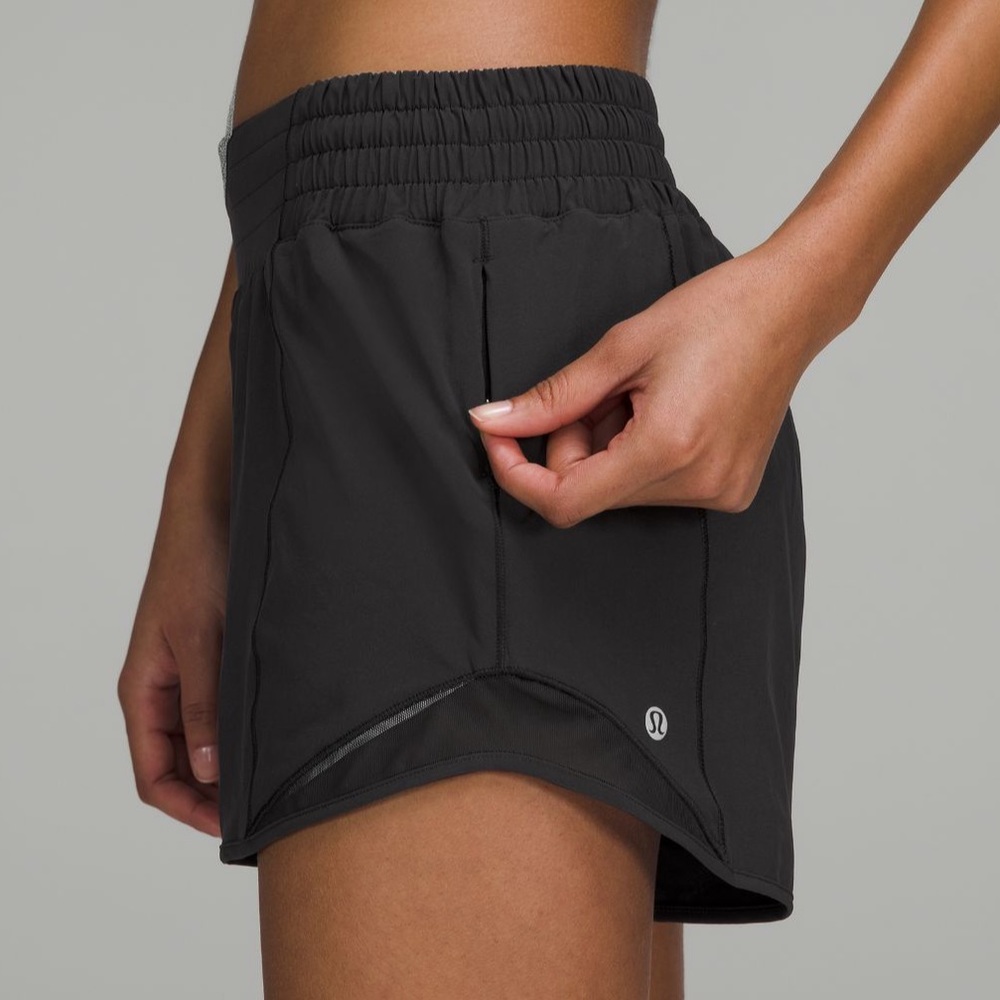 Lululemon Hotty Hot HR Short 4”